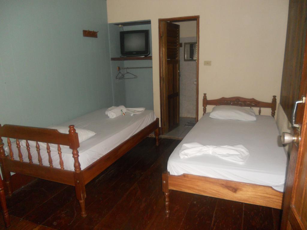Cabinas Leyko San Carlos Room photo