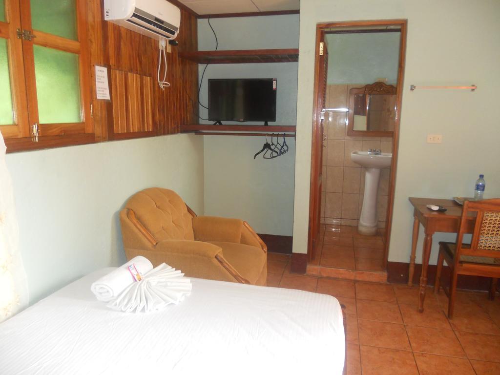 Cabinas Leyko San Carlos Room photo